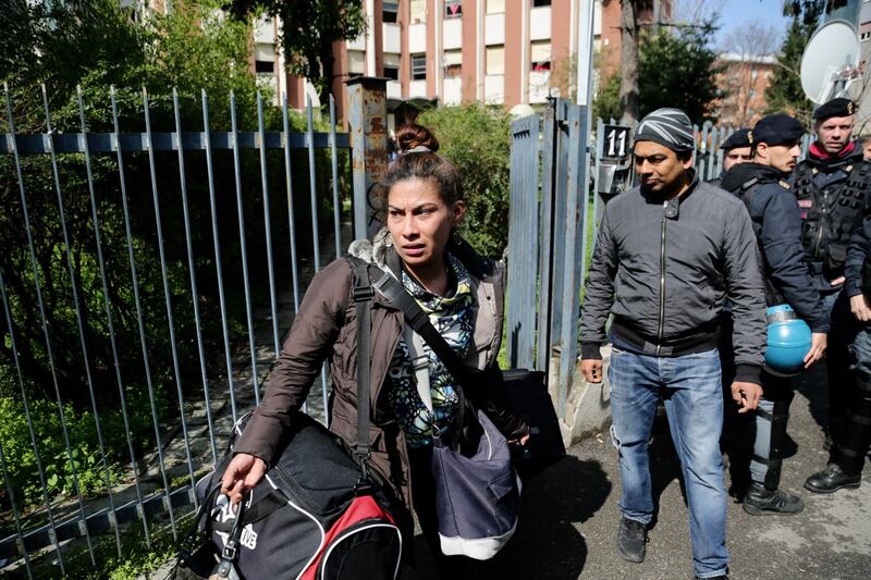 Milano, sgomberato il residence Cavezzali 2