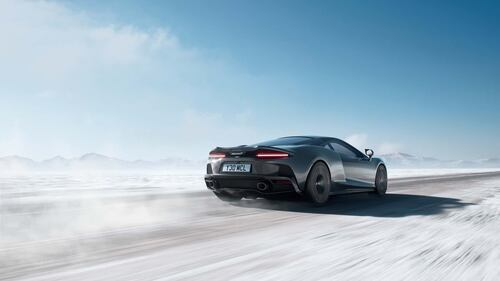 Nuova McLaren GTS, guarda tutte le foto 10