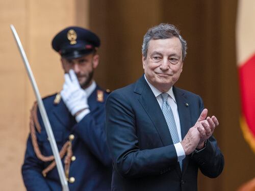 Ora Draghi teme un esodo "siriano". "L'Ue ce la farà, decisivo il G20"