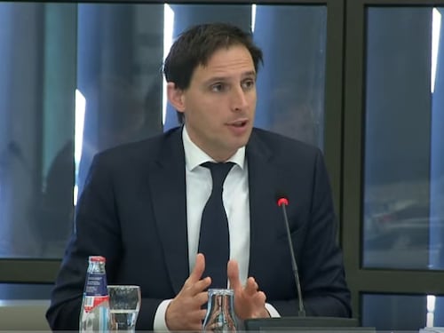 Il ministro olandese stronca gli Eurobond: “Non sono una soluzione”
