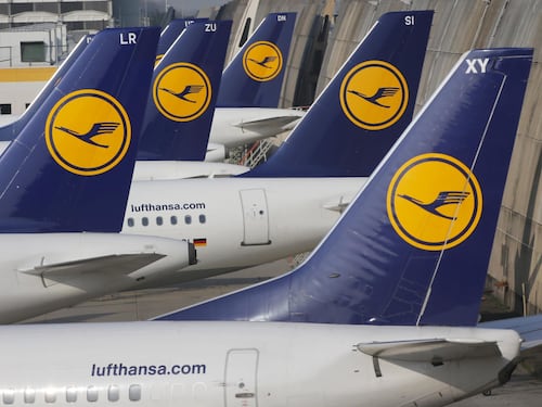 Lufthansa bloccata dagli scioperi. Sindacati: "Basta delocalizzazioni"