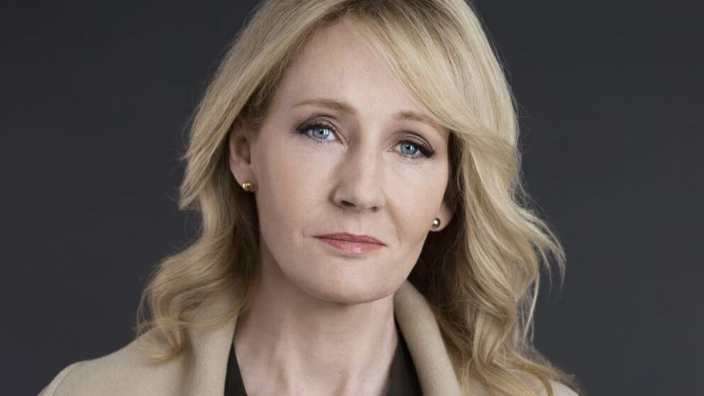 J.K. Rowling, l’autrice di Harry Potter fa causa alla sua ex assistente