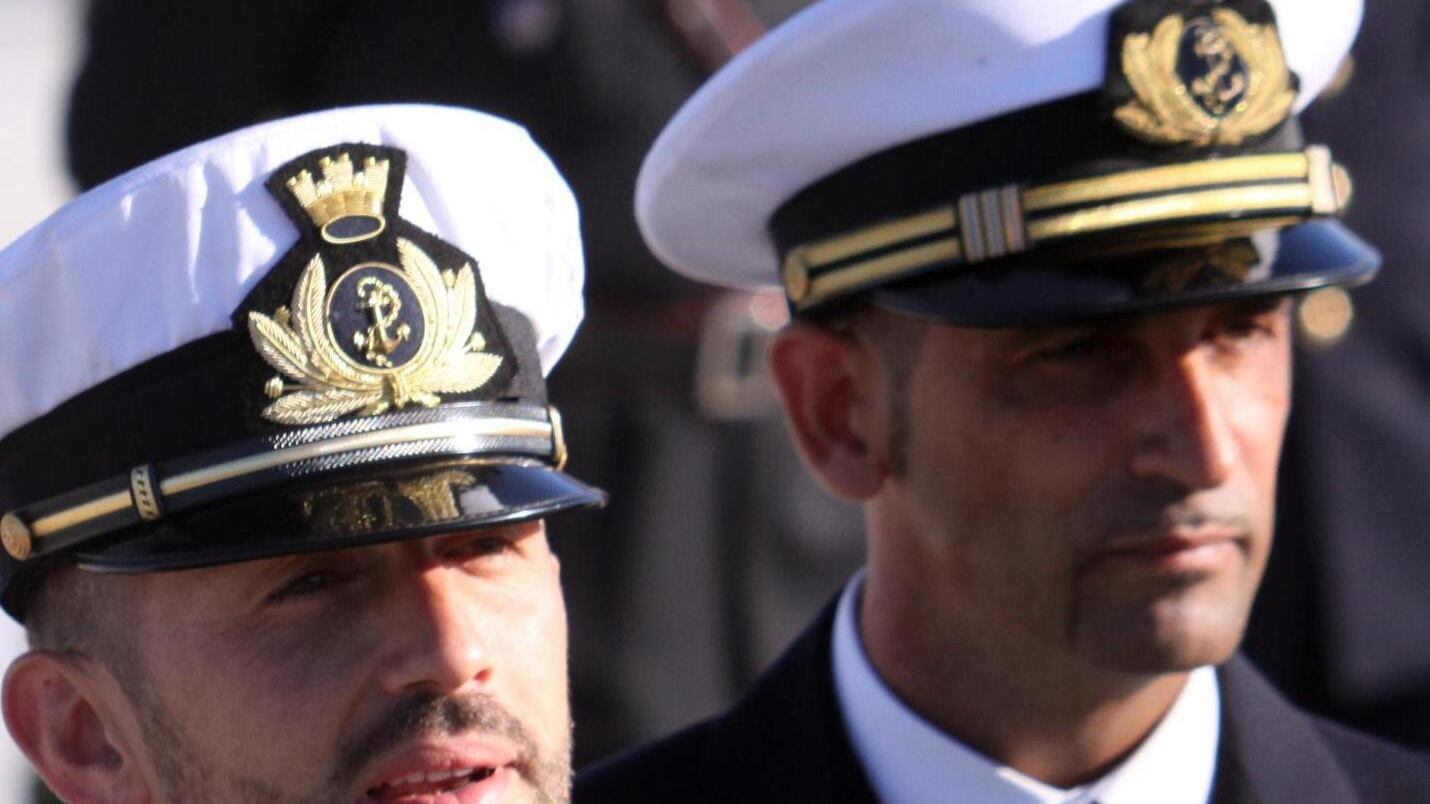 Marò, un gruppo di cittadini: "Esposto alla magistratura contro chi li ha estradati"