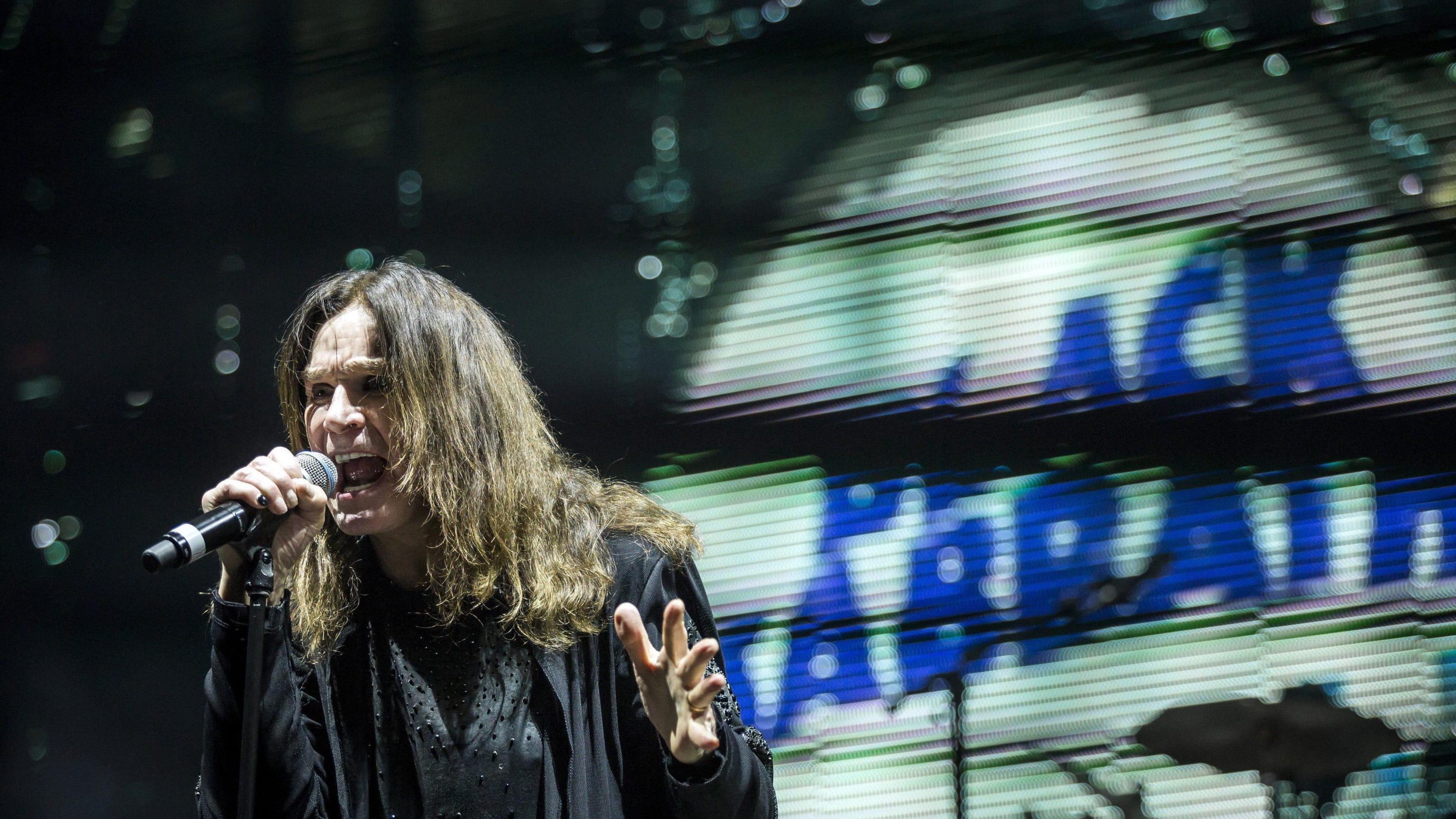 Addio a Ozzy Osbourne. Leggenda dell'heavy metal e voce dei Black Sabbath
