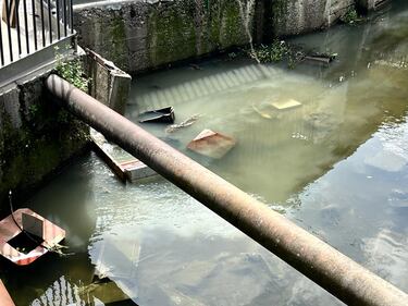 Casseforti abbandonate e illegalità: ma il Comune di Milano ignora il degrado del campo rom 4
