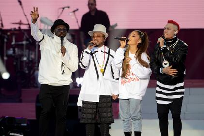 Ariana Grande solidale per Manchester 27
