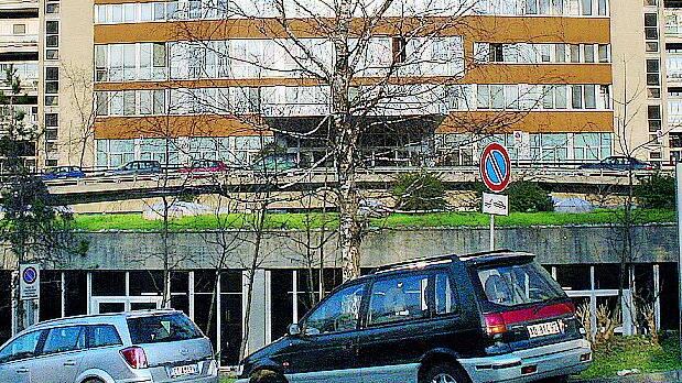 Litiga col figlio e lo accoltella: 85enne arrestato a psichiatria