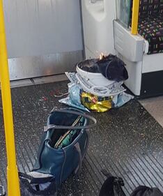 Le immagini dell'ordigno rudimentale esploso a Londra 1