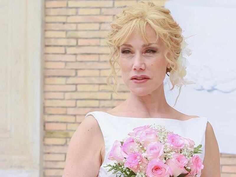 Nancy Brilli, le fotografie ieri e oggi 16