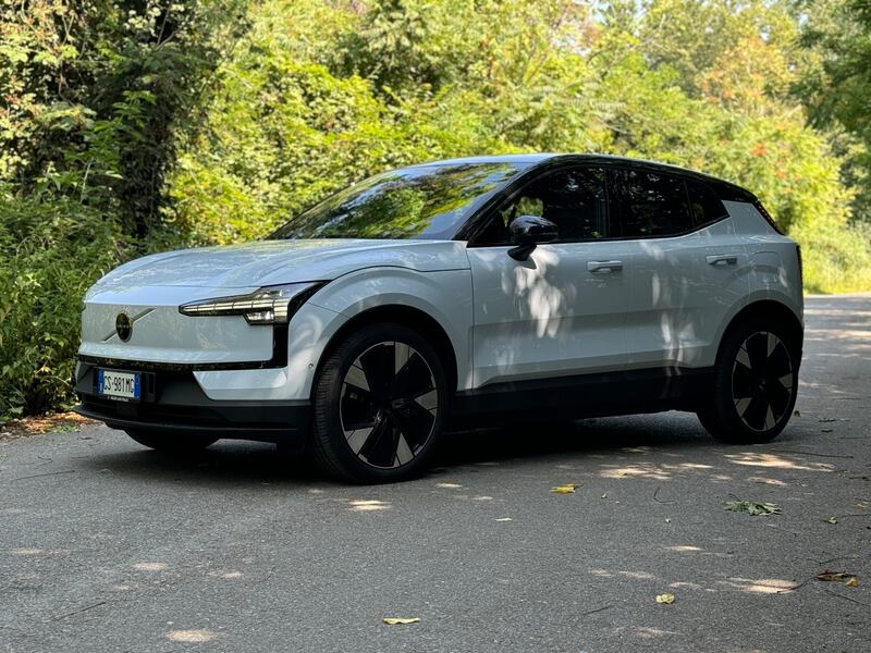 Volvo EX30, guarda la gallery del nuovo suv elettrico premium 15