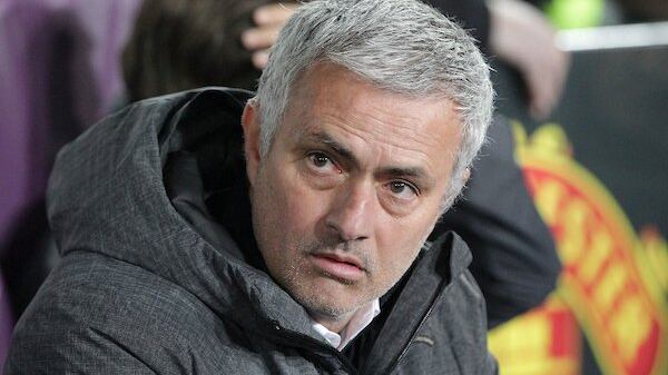 Mourinho da record: 60 milioni di buonuscita tra Chelsea e Man Utd