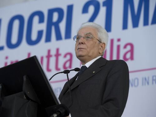 L'ombra delle elezioni a maggio sul Colle. Mattarella: "È Gentiloni a decidere"