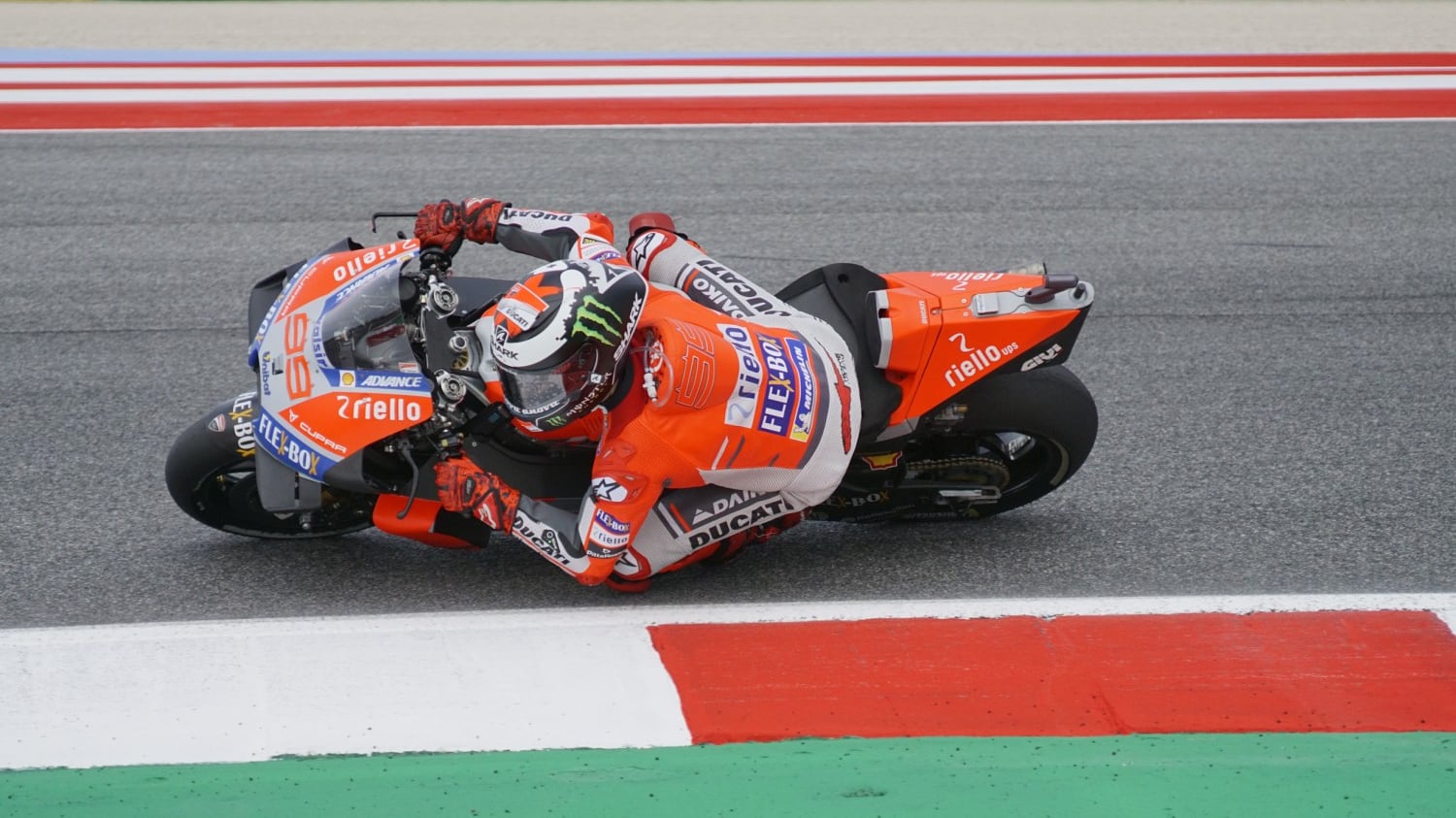 Motogp, Misano: Lorenzo in pole davanti a Miller e Vinales. Settimo Rossi