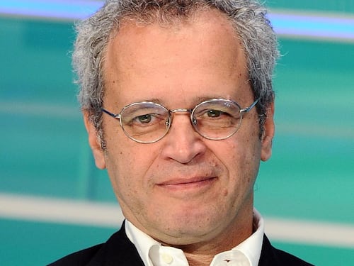 Mentana si scatena contro il trash della sua tv
