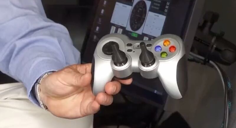 joystick Titan
