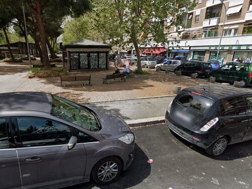 Coppia in astinenza rapina edicola, bar e farmacia