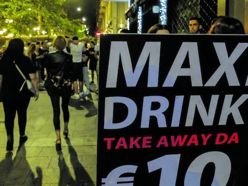Movida, persa un’altra causa. Ma il Pd nega i controlli