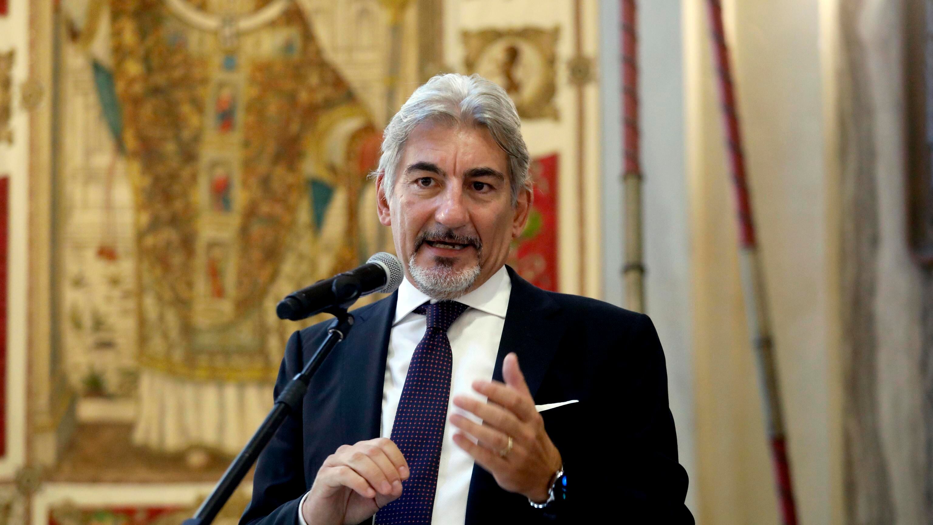 "Sono ideologici, puntano ai voti verdi. E questa misura non servirà a niente"