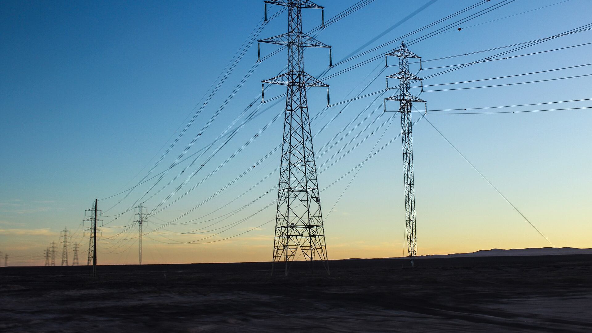 Luce e gas, arrivano gli aumenti: cosa aspettarsi in bolletta