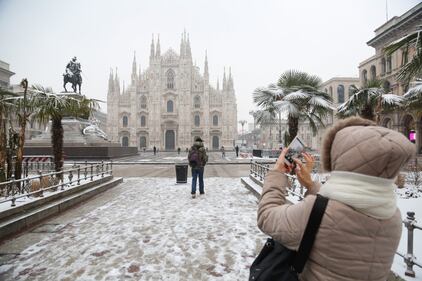 La neve imbianca Milano 18