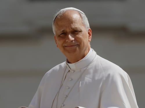 Papa Leone oggi in ospedale: sarà ricoverato in tarda mattinata. Annullate le udienze fino al 20 ottobre