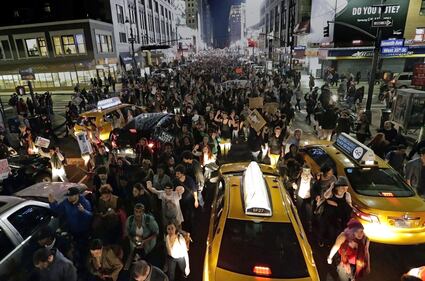 Agente non incriminato: proteste in tutta l'America 10