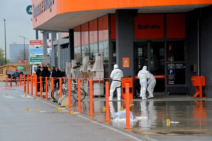 Segrate, assalto a furgone portavalori: vigilante ferito a gamba 2