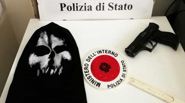 La rapina era finta, ma non le denunce: nei guai tre ragazzi