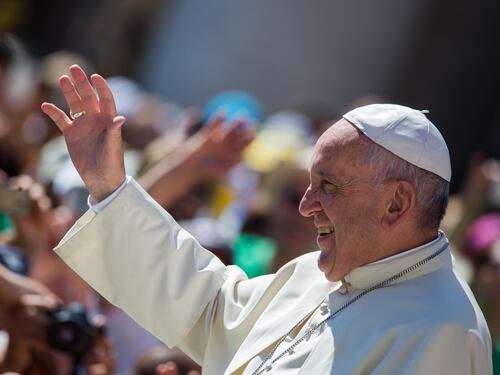 Il Papa risponde alla chiamata di Conte. Benedizione azzurra