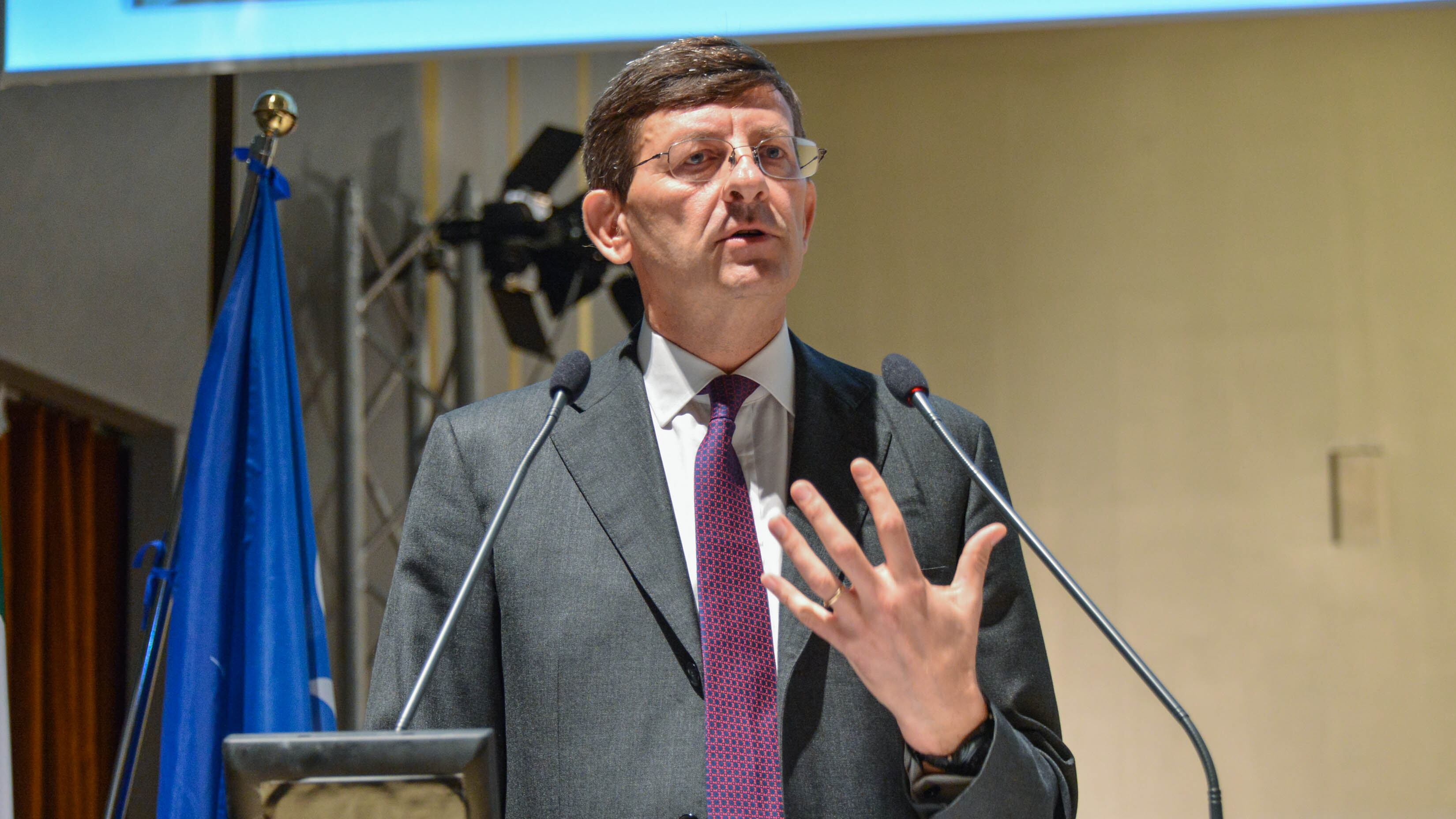 Dal superministero ridotto al ritorno del piano Colao. Grillini tagliati fuori dalla gestione dei fondi Ue
