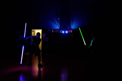In Francia giocare con le spade laser è ora disciplina sportiva 6
