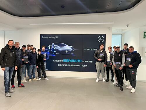 #I drive Mercedes-Benz, il programma dedicato ai giovani che entrano nel mondo del lavoro