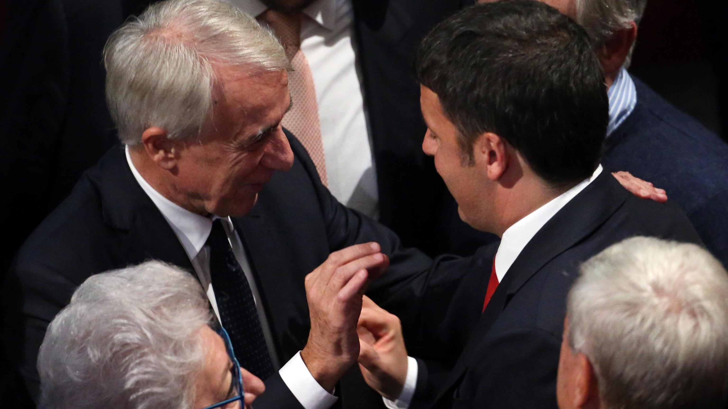 I sindaci arancioni vogliono "più sinistra" Ecco tutti i loro danni