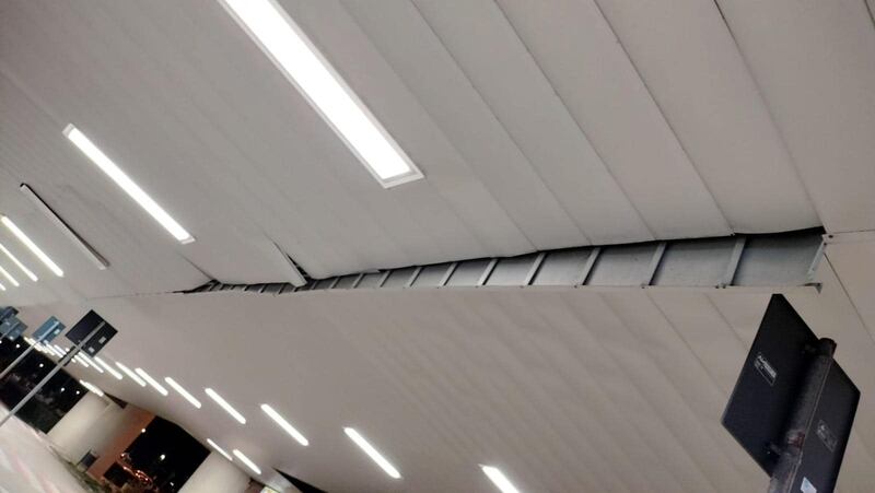 Tornado si abbatte sull'aeroporto di Trapani: gravi danni alla struttura 7