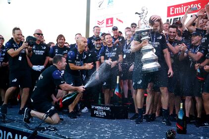 America's Cup: le immagini del trionfo di Team New Zealand 4