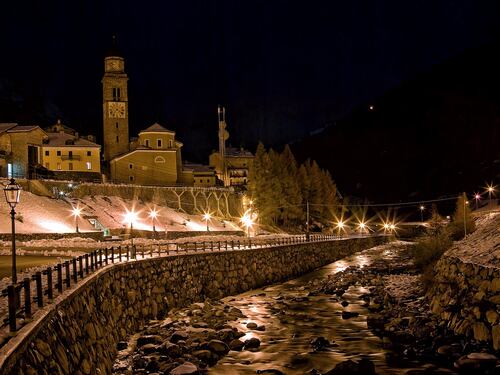 Adesso la Valle d'Aosta sceglie di blindarsi. "Seconde case, stop per chi viene da fuori"