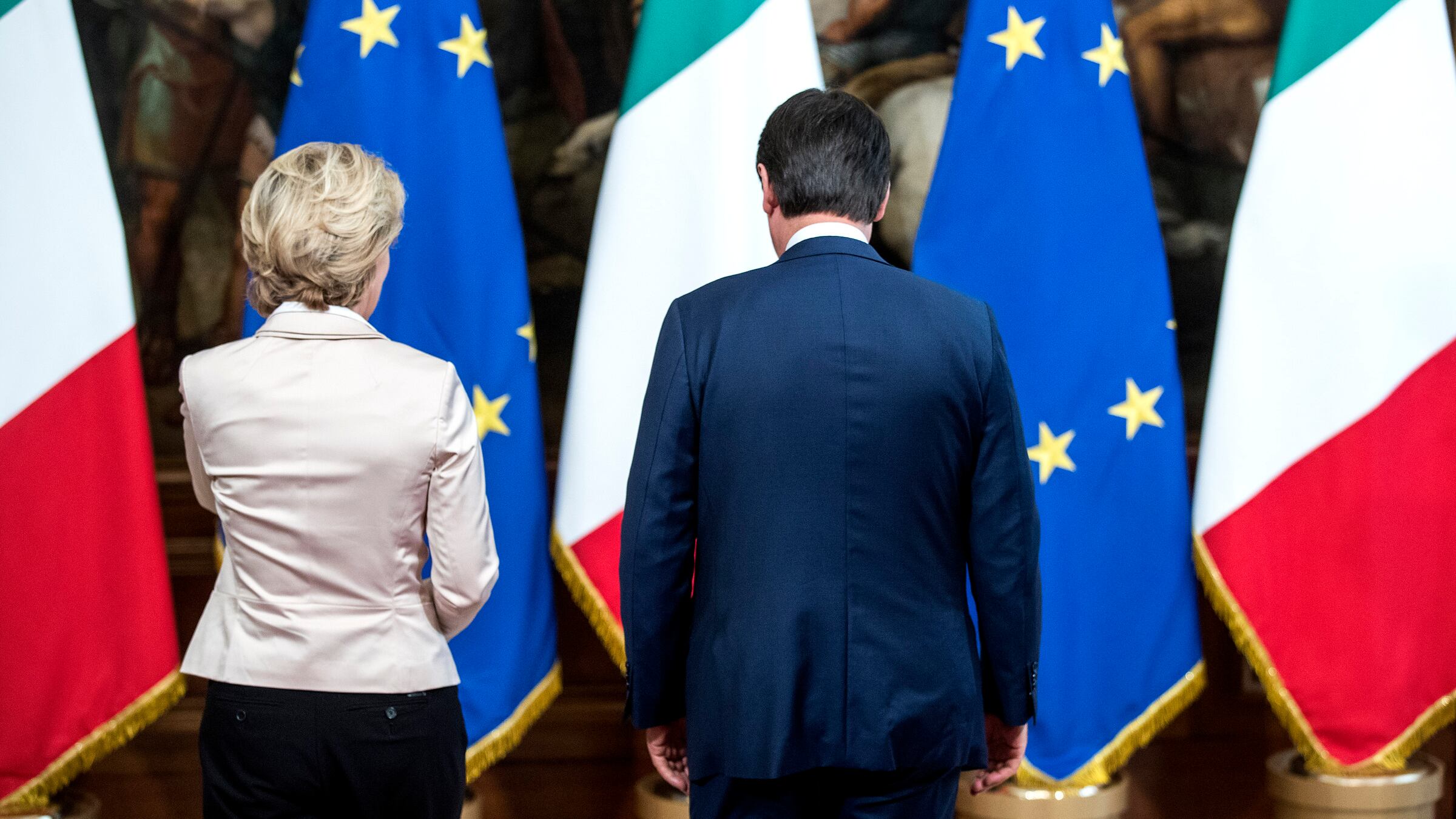 La crisi di governo complica tutto: ecco cosa rischia l'Italia in Ue