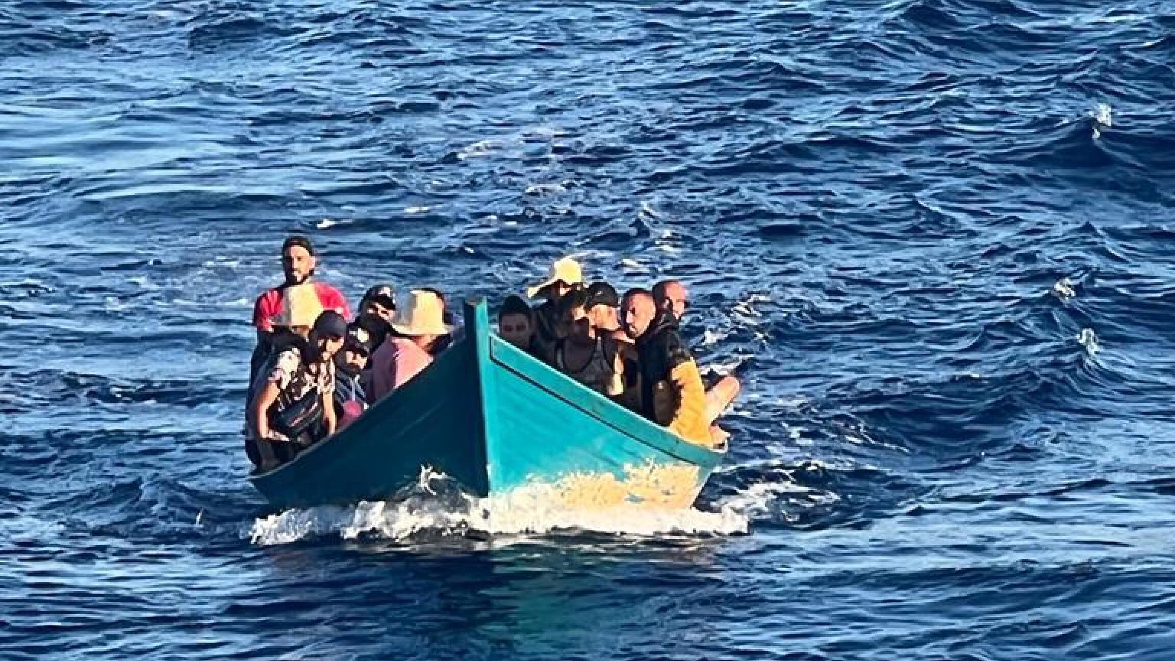 Boom di sbarchi da inizio anno: +40%. I numeri choc sull'immigrazione