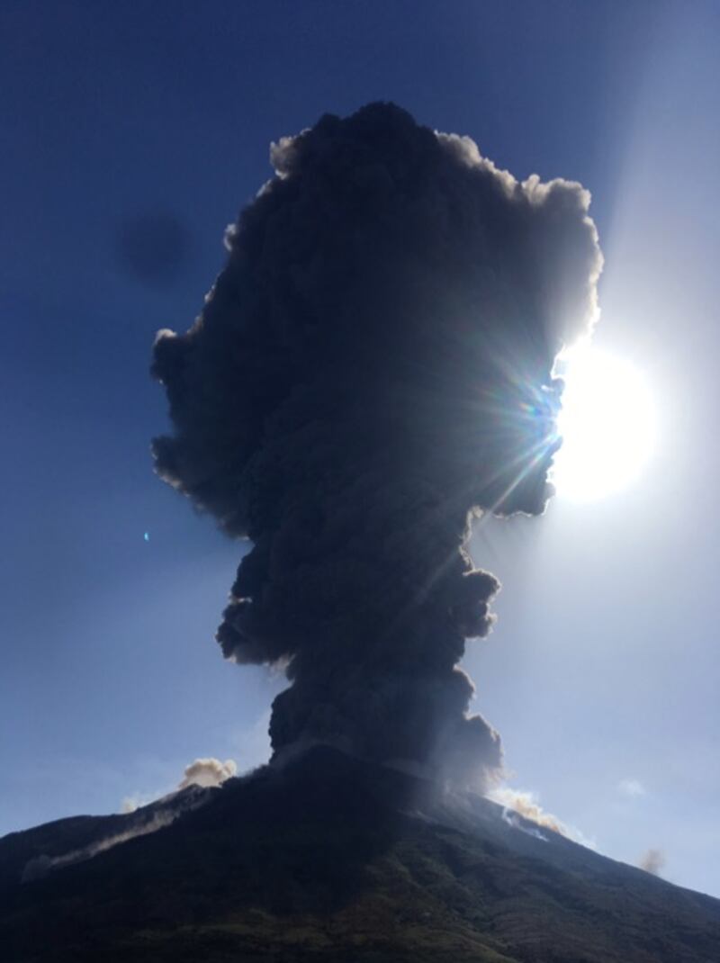 Stromboli, eruzione sull'isola 3
