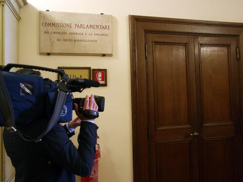 Scontro tra 5s e FdI sull'audizione di Ruggieri: cosa è successo