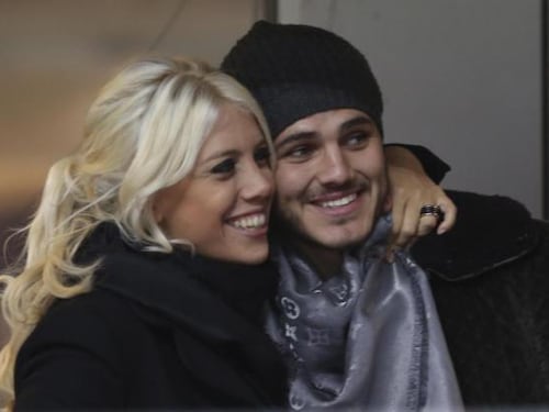 Icardi, Wanda Nara criptica su Instagram: "Mentre aspetti quello che mai arriverà..."