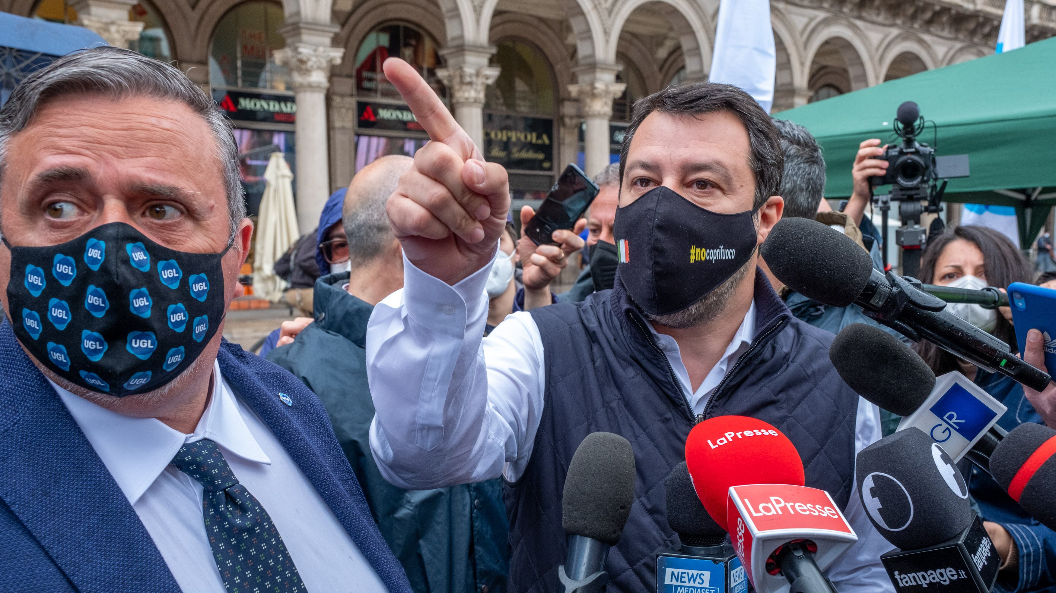 Immigrazione, Salvini scrive a Draghi: "Troppi sbarchi, inaccettabile"