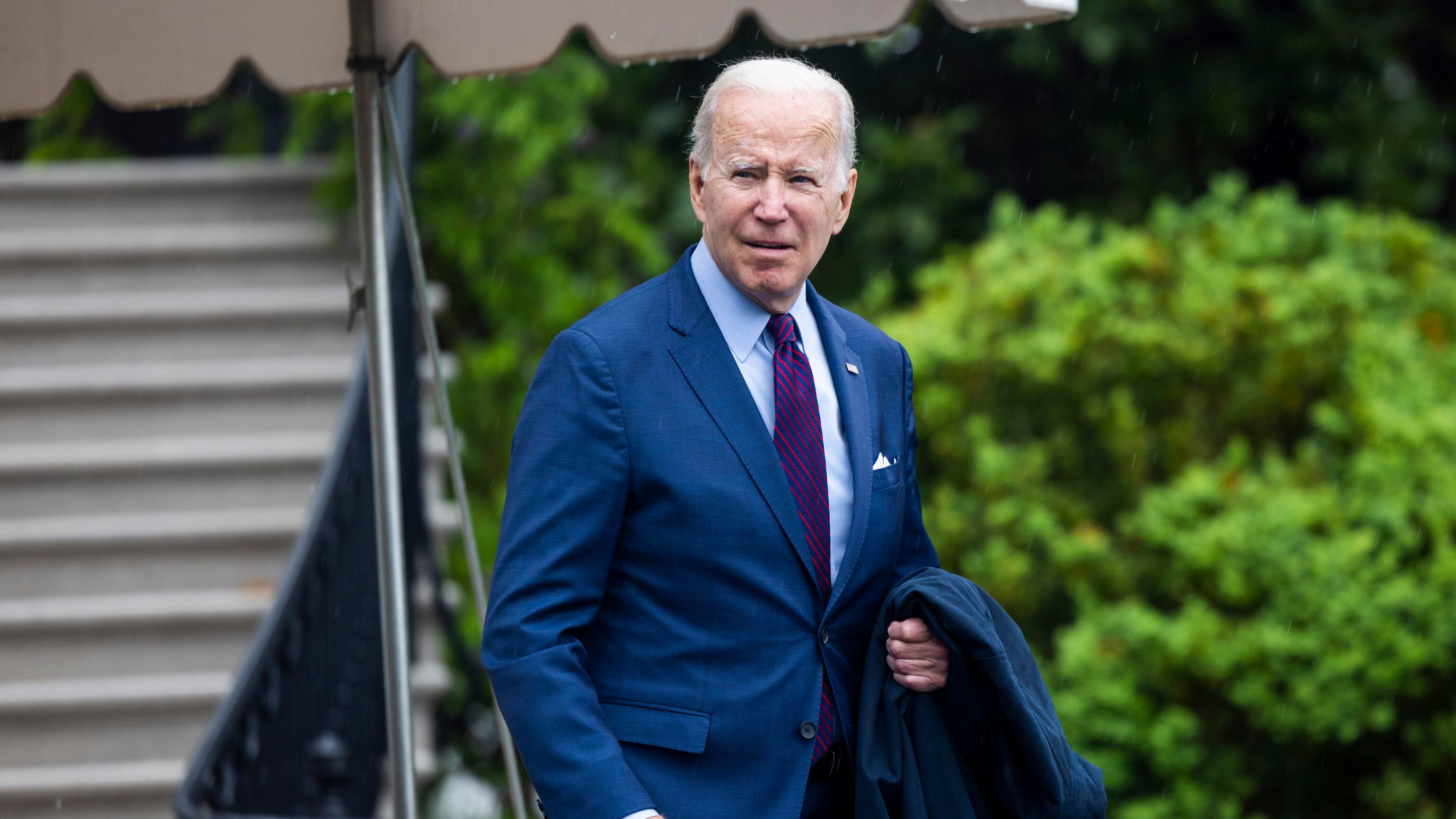 "Più armi a Kiev". Biden pronto a firmare nella data cara a Putin