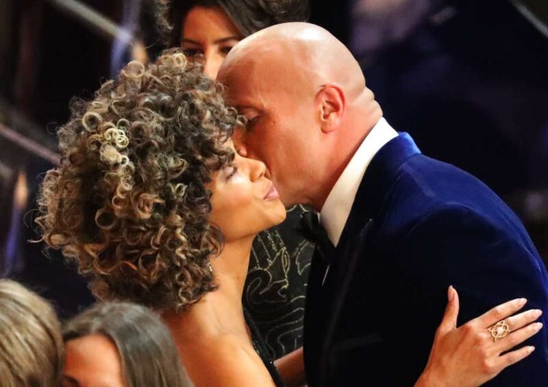 Halle Berry, sexy e talentuosa 5