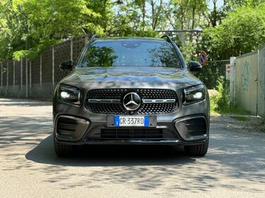 Mercedes GLB 2024: la gallery del restyling, più tecnologia e materiali migliorati all'interno 4