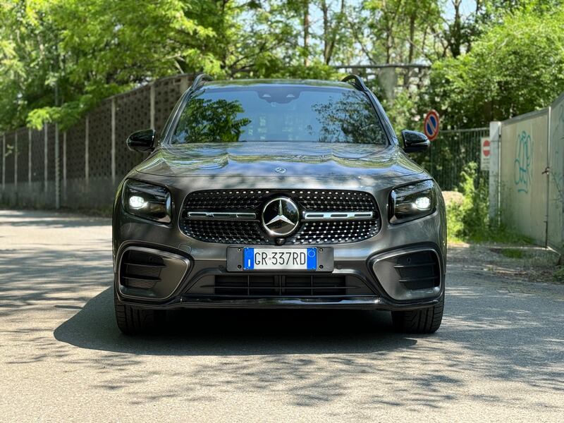 Mercedes GLB 2024: la gallery del restyling, più tecnologia e materiali migliorati all'interno 4