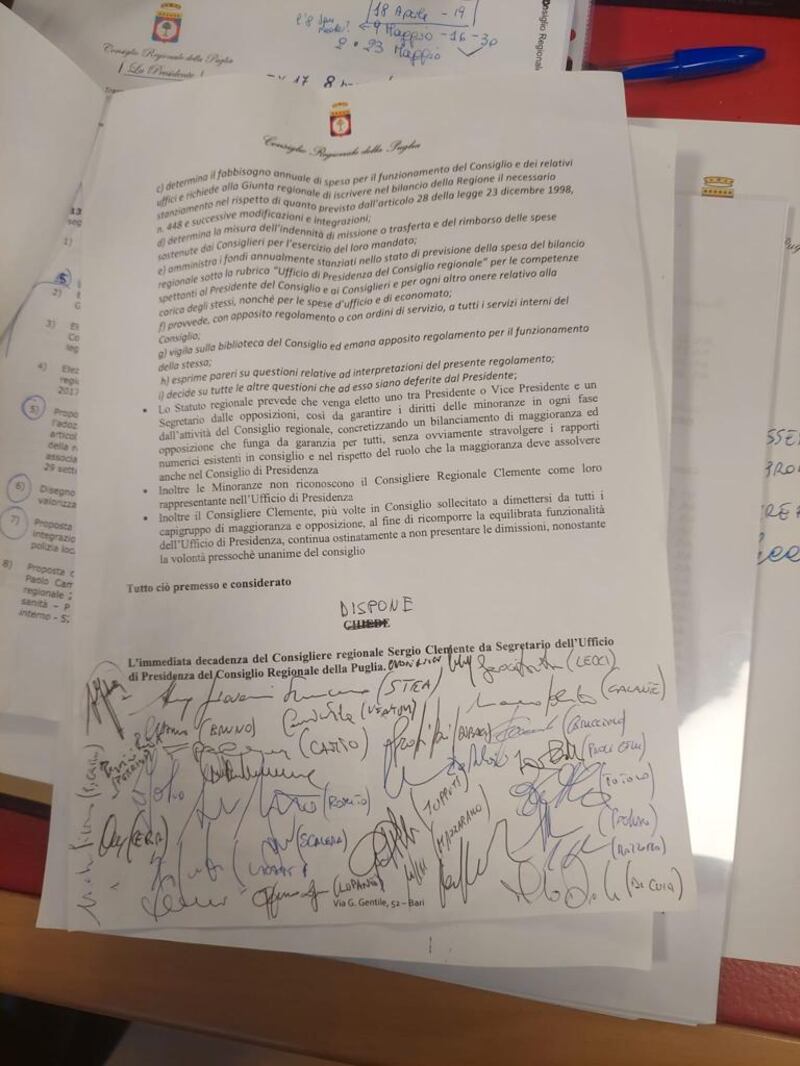 Michele Emiliano Consiglio regionale 23 Marzo