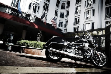 Moto Guzzi California 1400 Touring 16