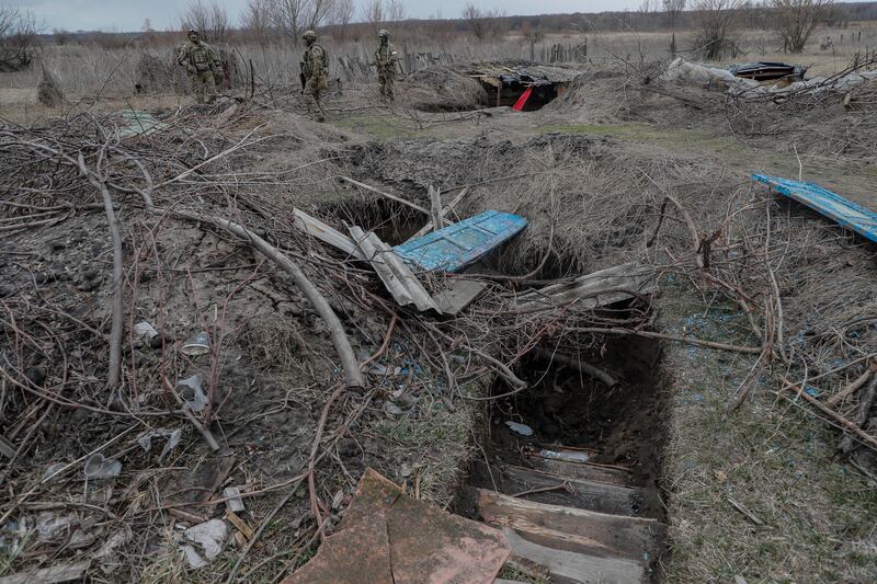 Soldati russi a Trokhizbenka, nella regione di Luhansk