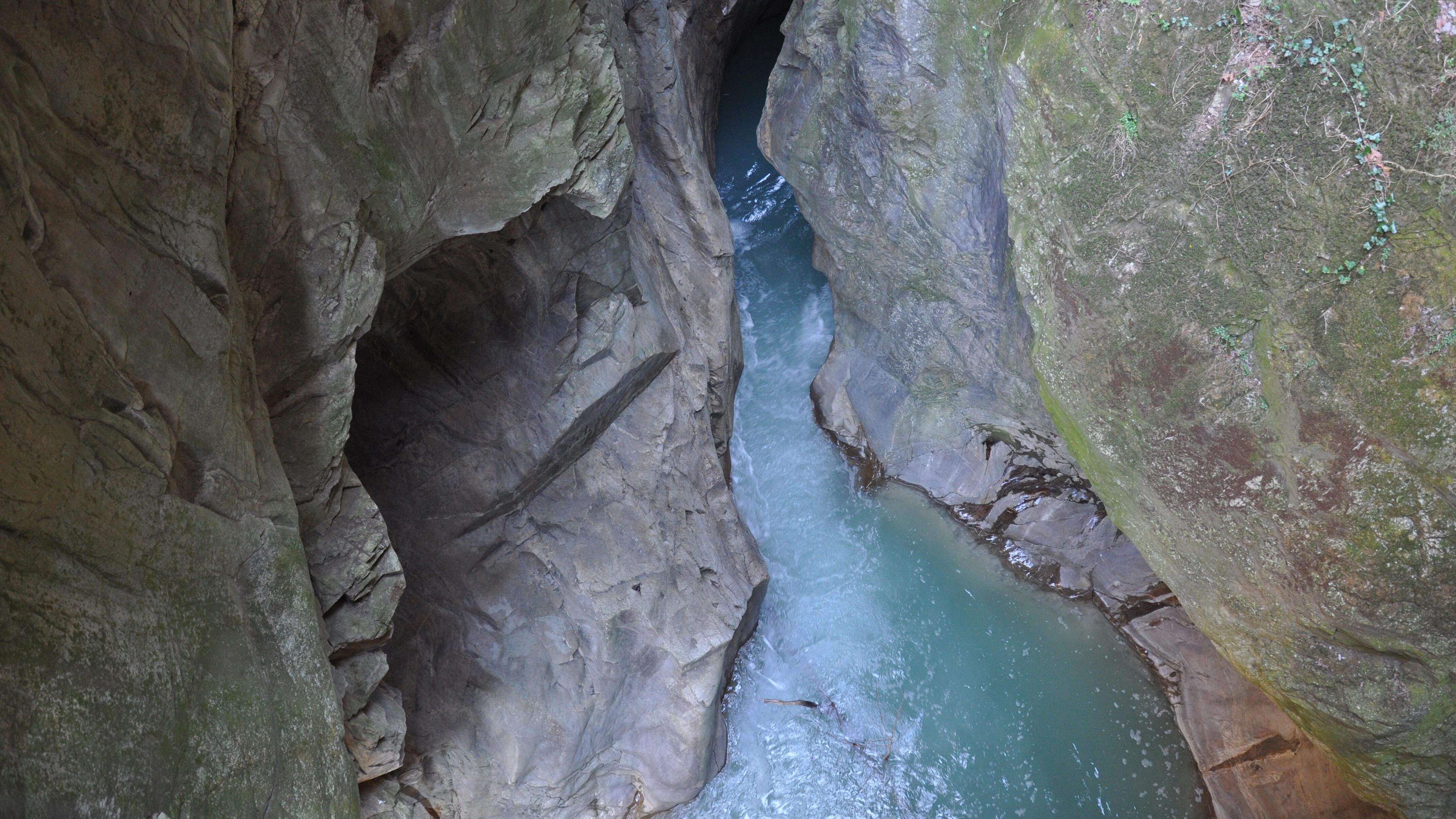 La cascata fa troppo rumore, multato il sindaco di Bellano